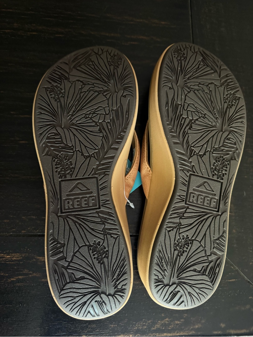 NWT! Reef Women's Cushion Cloud Natural Flip-Flop size 9 - Picture 5 of 5